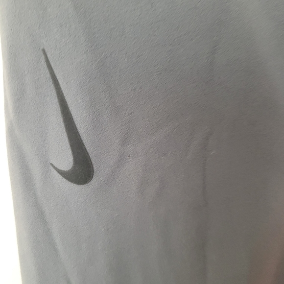 NIKE Dri Fit Tight Fit 3/4 Grey Training Base Layer Tights Size S - Picture 9 of 13